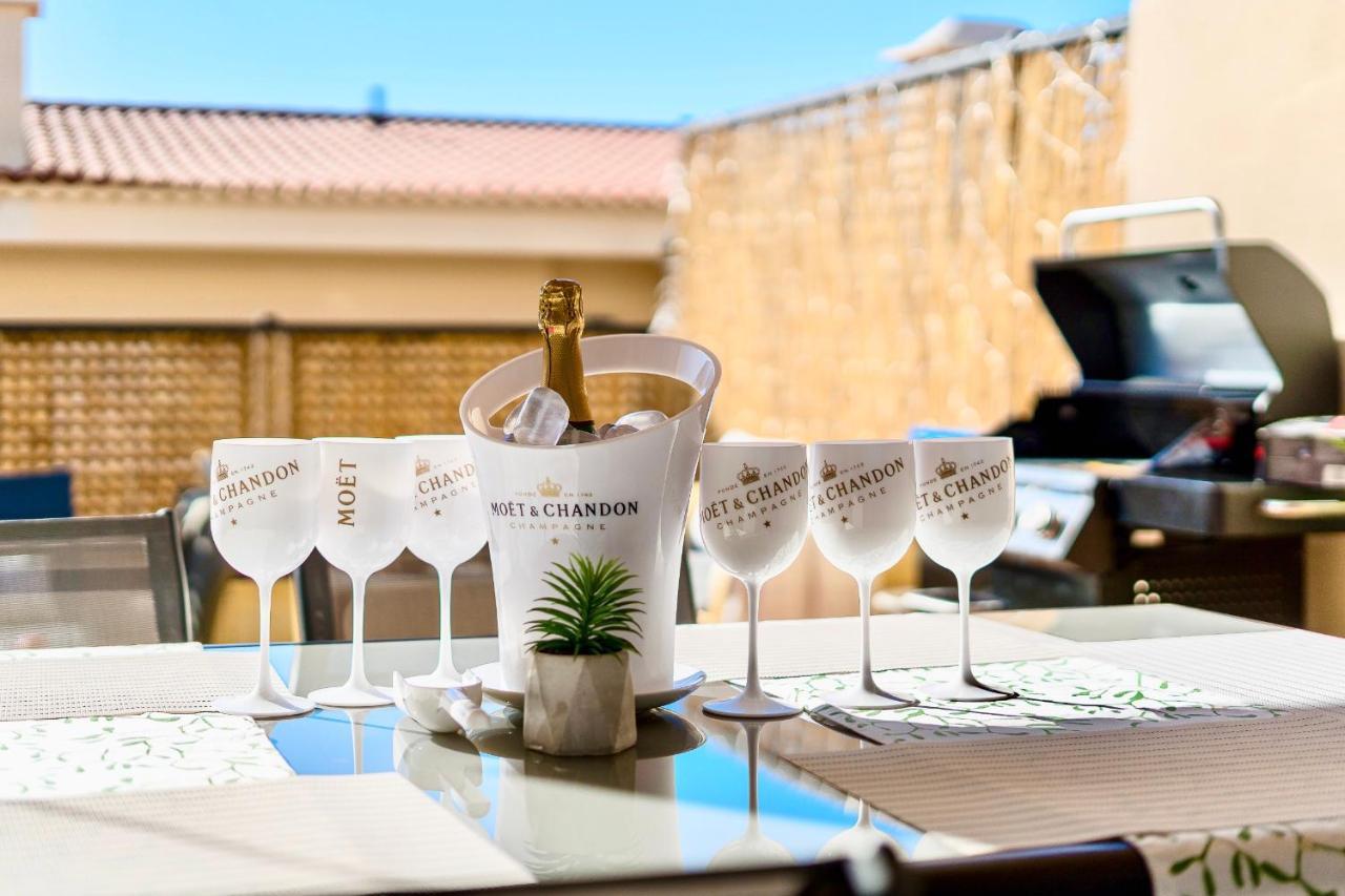 Black Beach Luxury Vacation House Puerto de Santiago  Bagian luar foto