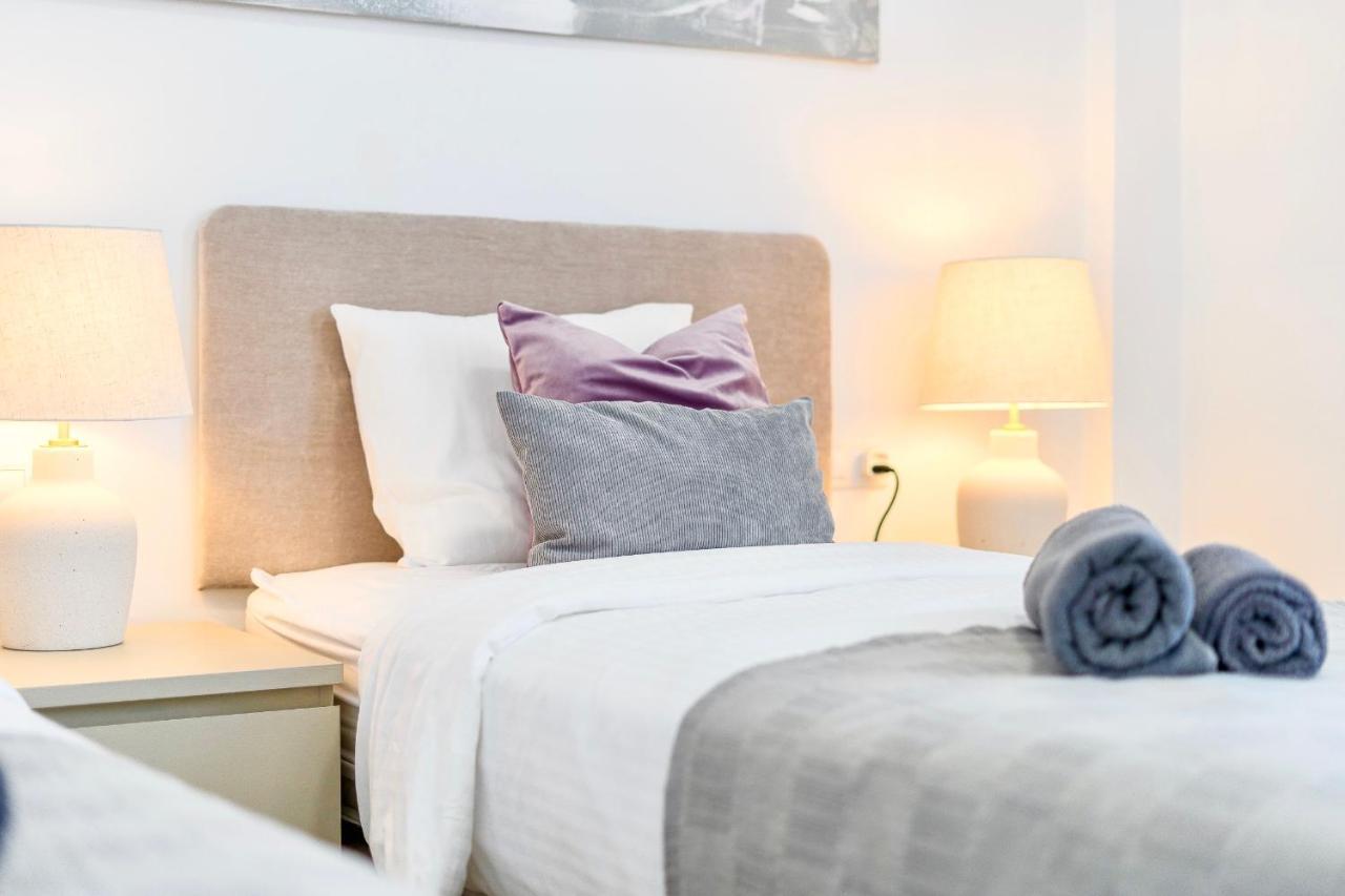 Black Beach Luxury Vacation House Puerto de Santiago  Bagian luar foto
