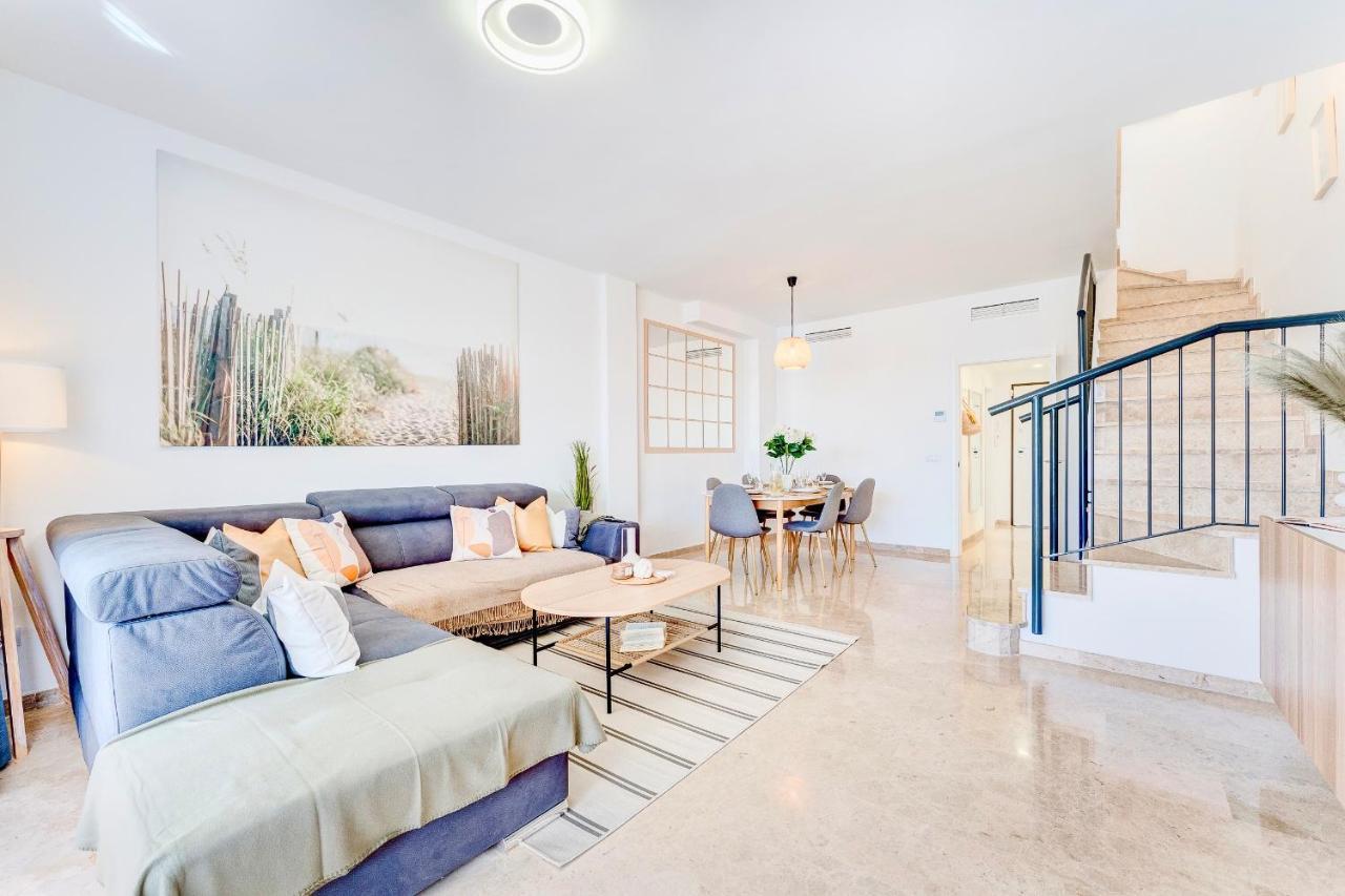 Black Beach Luxury Vacation House Puerto de Santiago  Bagian luar foto
