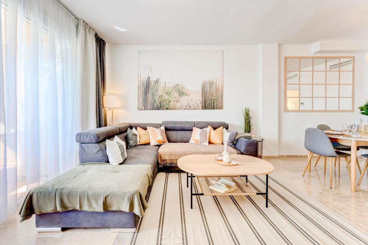 Black Beach Luxury Vacation House Puerto de Santiago  Bagian luar foto